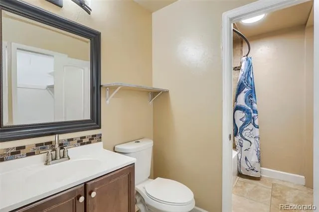 4646 S Mobile Way Aurora, CO 80015