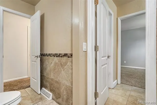 4646 S Mobile Way Aurora, CO 80015