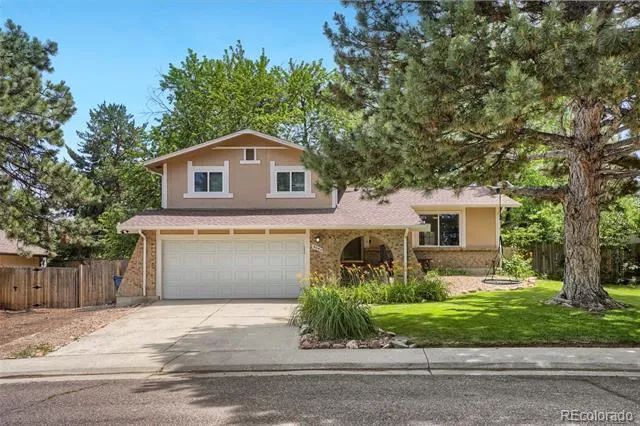 4646 S Mobile Way Aurora, CO 80015