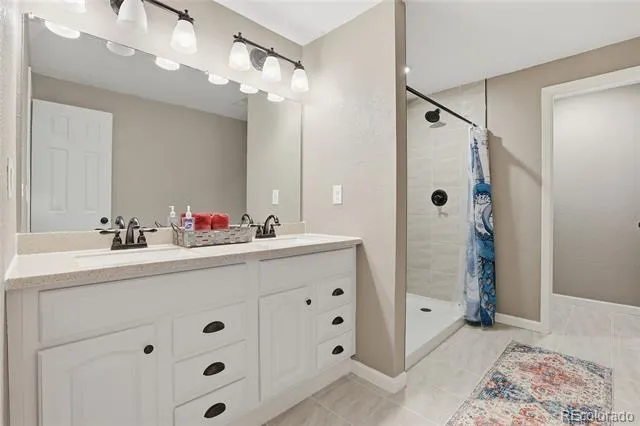 5548 Killarney Court Denver, CO 80249