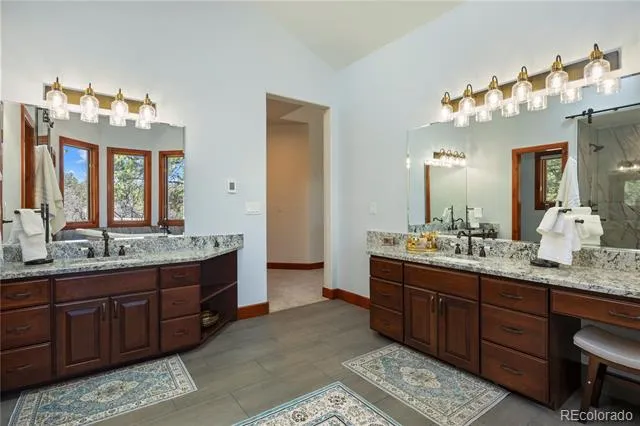 9676 S Perry Park Road Larkspur, CO 80118