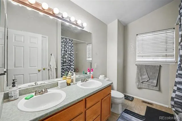 1440 E 128th Court Thornton, CO 80241