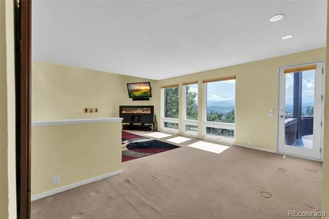 2255 Stonecrop Way Golden, CO 80401