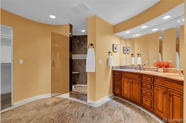 2255 Stonecrop Way Golden, CO 80401