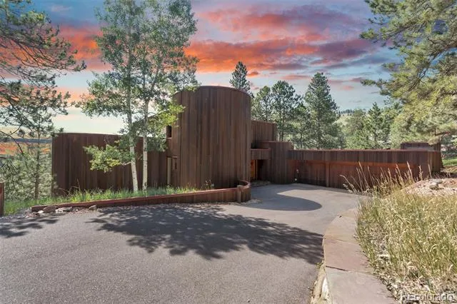 2255 Stonecrop Way Golden, CO 80401
