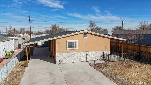 703 Locust Avenue Lochbuie, CO 80603