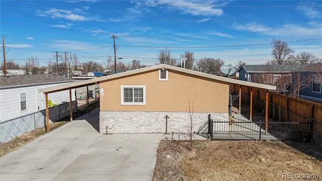 703 Locust Avenue Lochbuie, CO 80603