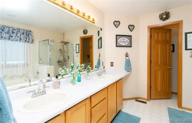 6760 W 98th Circle Westminster, CO 80021