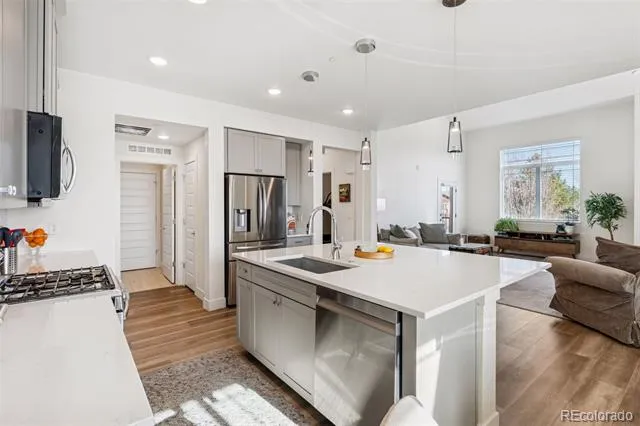 8848 S Kipling Way #205 Littleton, CO 80127