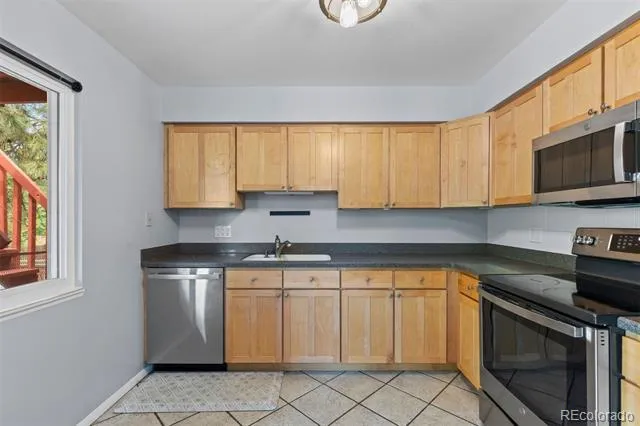 1553 S Tucson Street Aurora, CO 80012