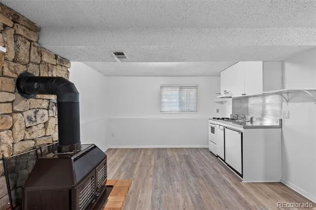 1553 S Tucson Street Aurora, CO 80012