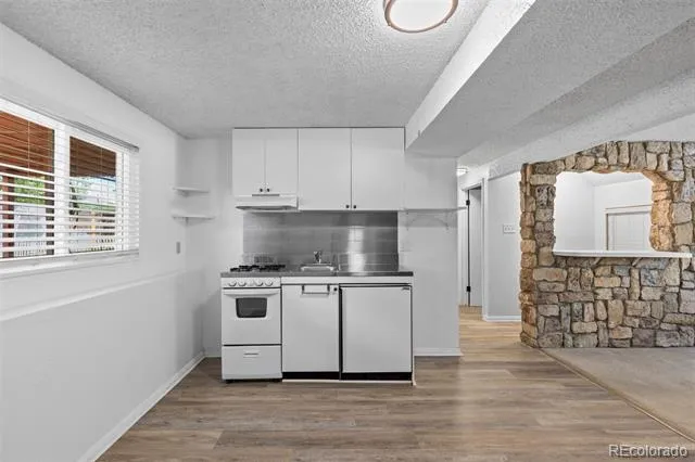 1553 S Tucson Street Aurora, CO 80012