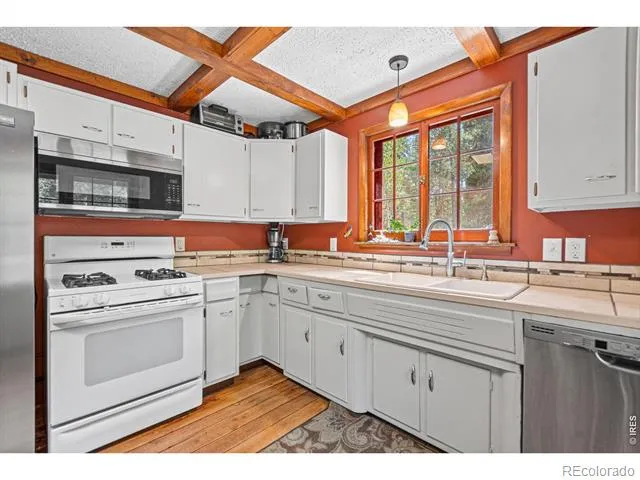21 Breezewood Lane Black Hawk, CO 80422