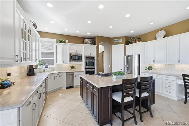 6558 S Riviera Way Aurora, CO 80016