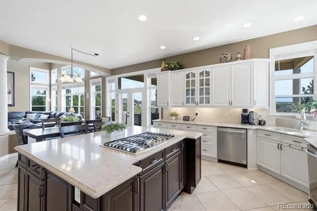 6558 S Riviera Way Aurora, CO 80016