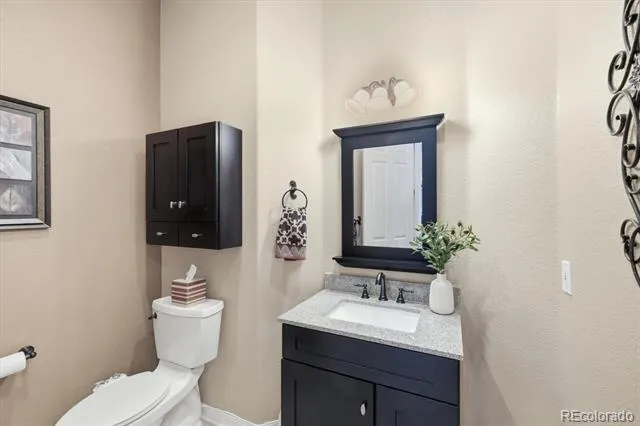 6558 S Riviera Way Aurora, CO 80016
