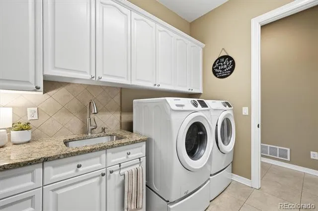 6558 S Riviera Way Aurora, CO 80016