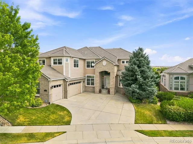 6558 S Riviera Way Aurora, CO 80016
