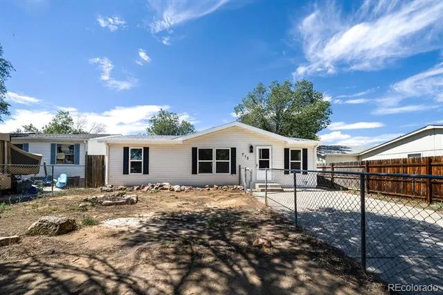 713 Santa Barbara Avenue Pueblo, CO 81005