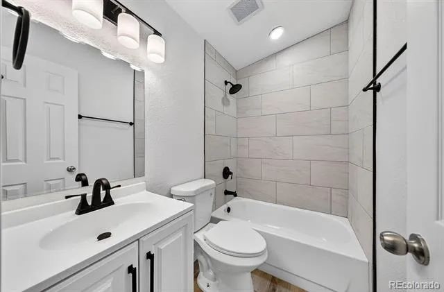 713 Santa Barbara Avenue Pueblo, CO 81005