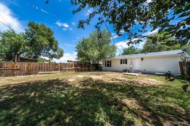 713 Santa Barbara Avenue Pueblo, CO 81005