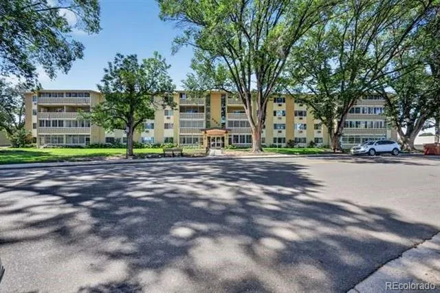 9380 E Center Avenue #1B Denver, CO 80247