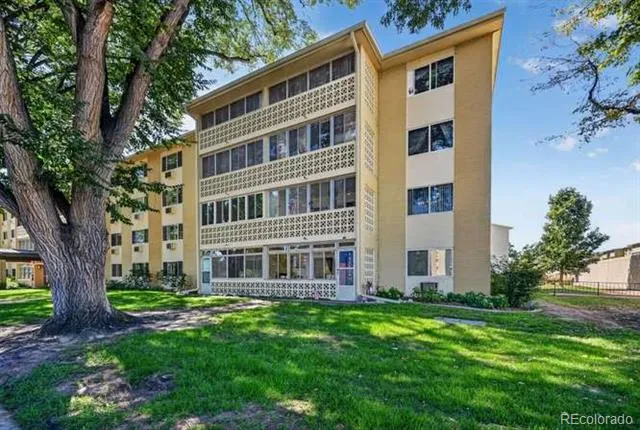 9380 E Center Avenue #1B Denver, CO 80247