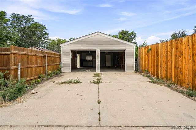 1908 Akron Street Aurora, CO 80010