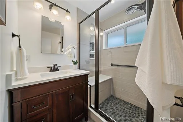9010 W 5th Avenue Lakewood, CO 80226