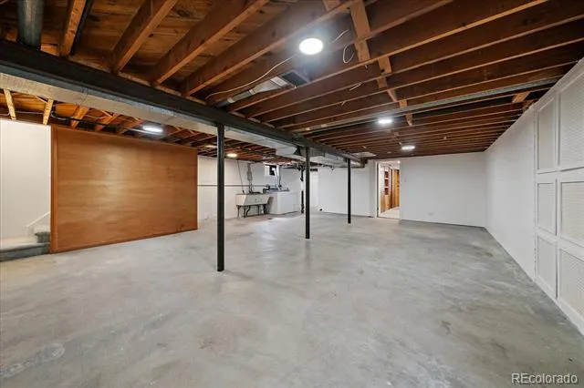 9010 W 5th Avenue Lakewood, CO 80226