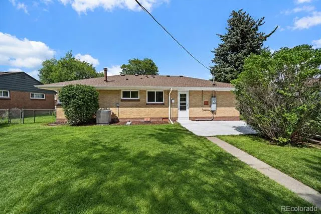 9010 W 5th Avenue Lakewood, CO 80226