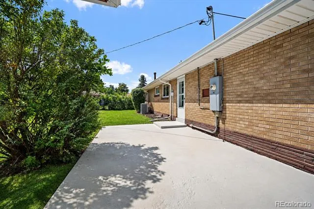9010 W 5th Avenue Lakewood, CO 80226