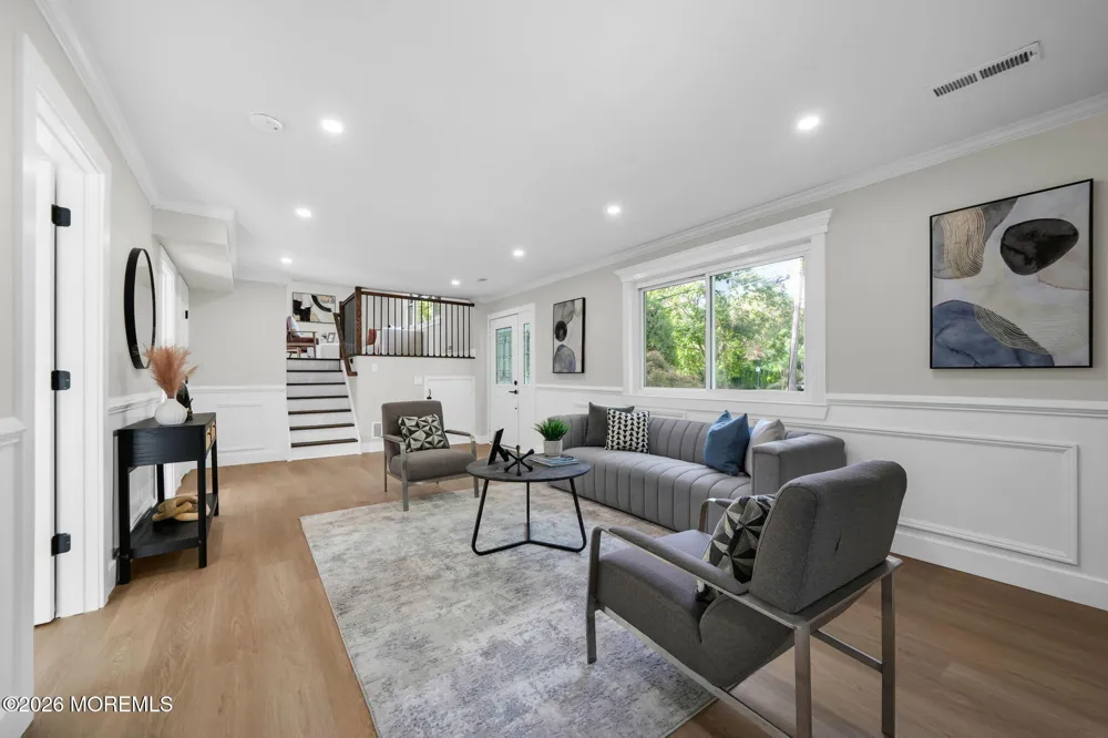 27 Middlesex Road Matawan, NJ 07747