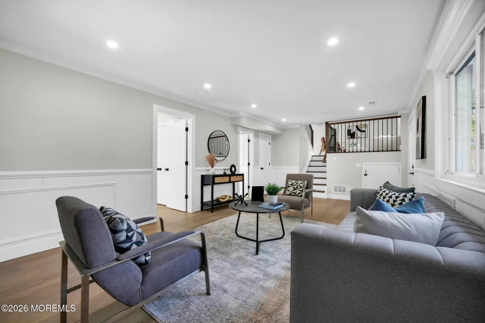 27 Middlesex Road Matawan, NJ 07747