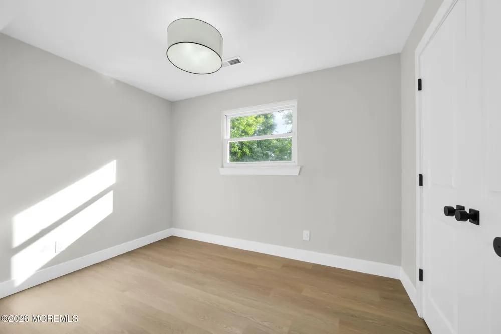 27 Middlesex Road Matawan, NJ 07747
