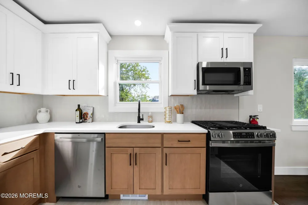27 Middlesex Road Matawan, NJ 07747