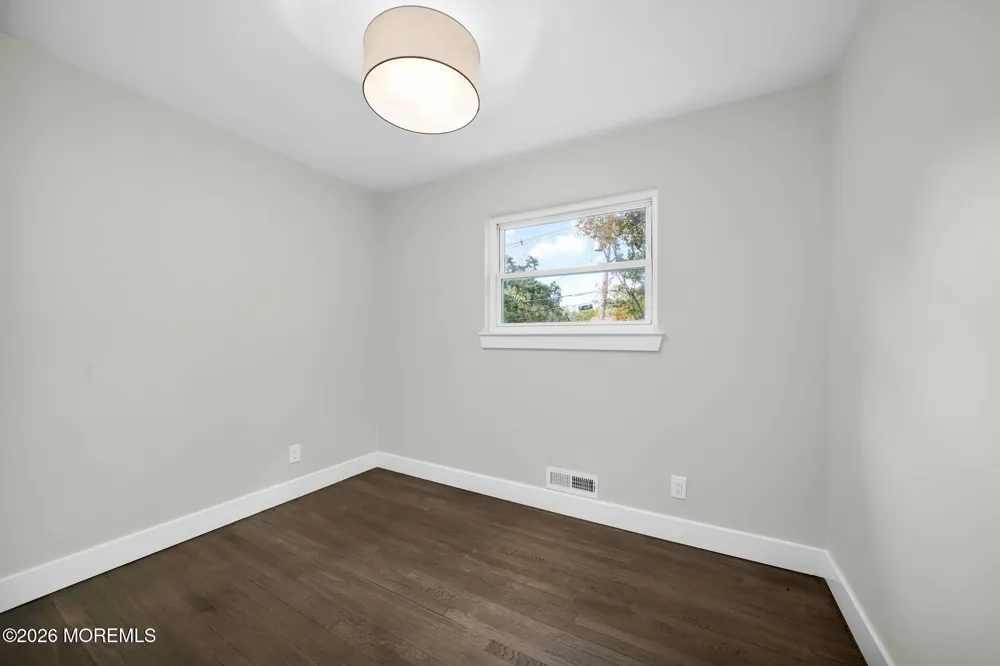 27 Middlesex Road Matawan, NJ 07747