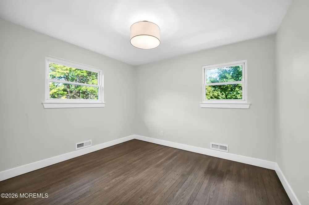 27 Middlesex Road Matawan, NJ 07747