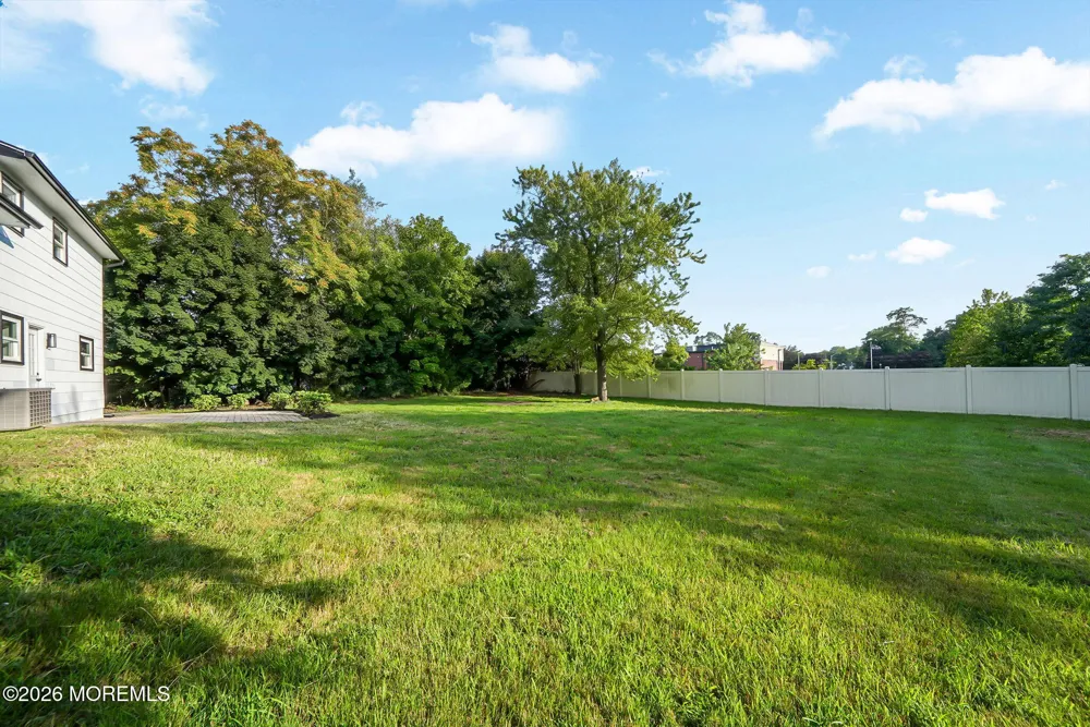 27 Middlesex Road Matawan, NJ 07747