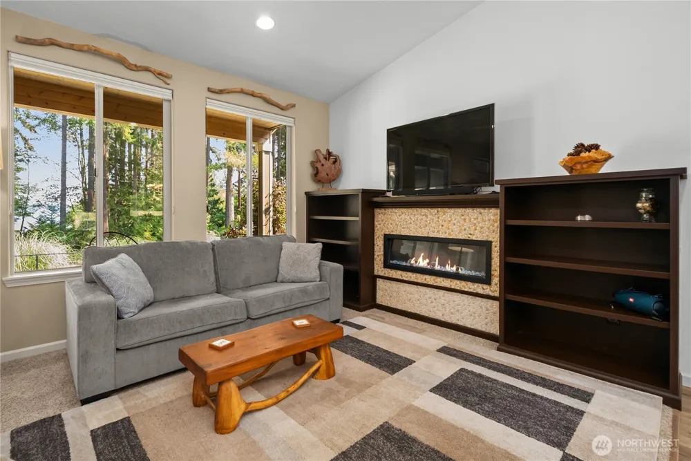8545 Mill Bight Road NE Olympia, WA 98516