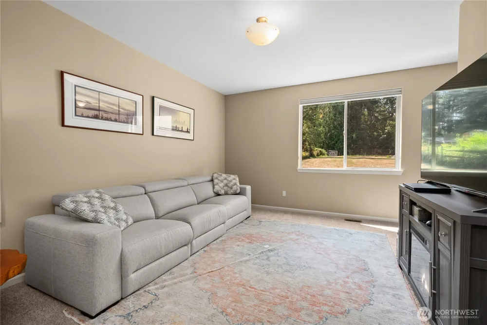 8545 Mill Bight Road NE Olympia, WA 98516