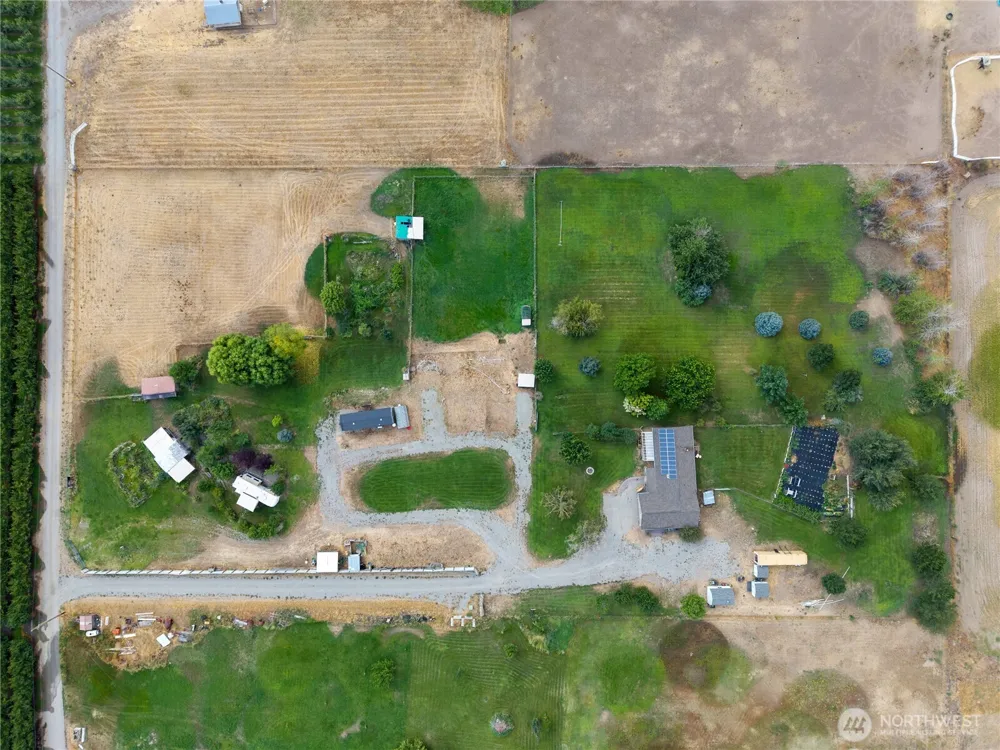 6 Peacock Lane Omak, WA 98841