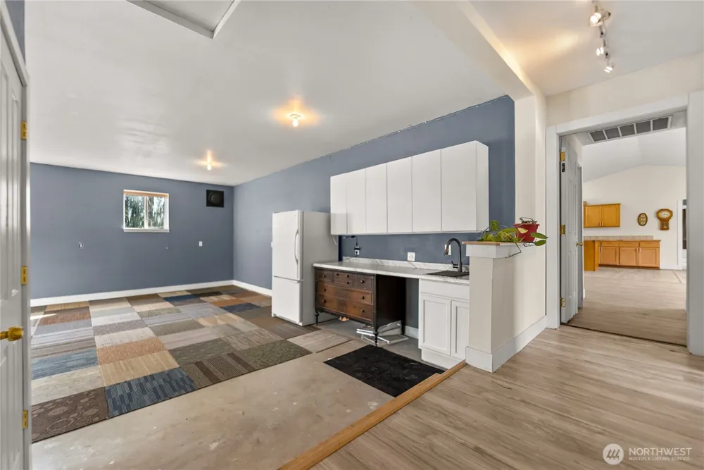 6 Peacock Lane Omak, WA 98841
