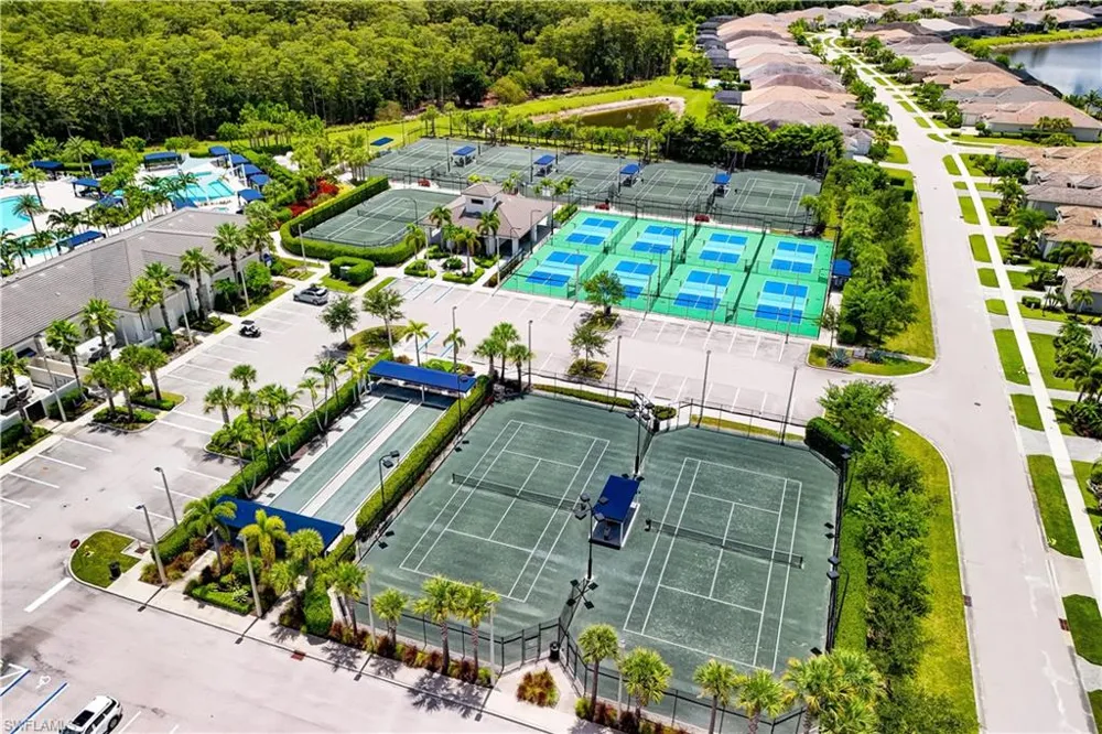 28713 Montecristo Loop Bonita Springs, FL 34135