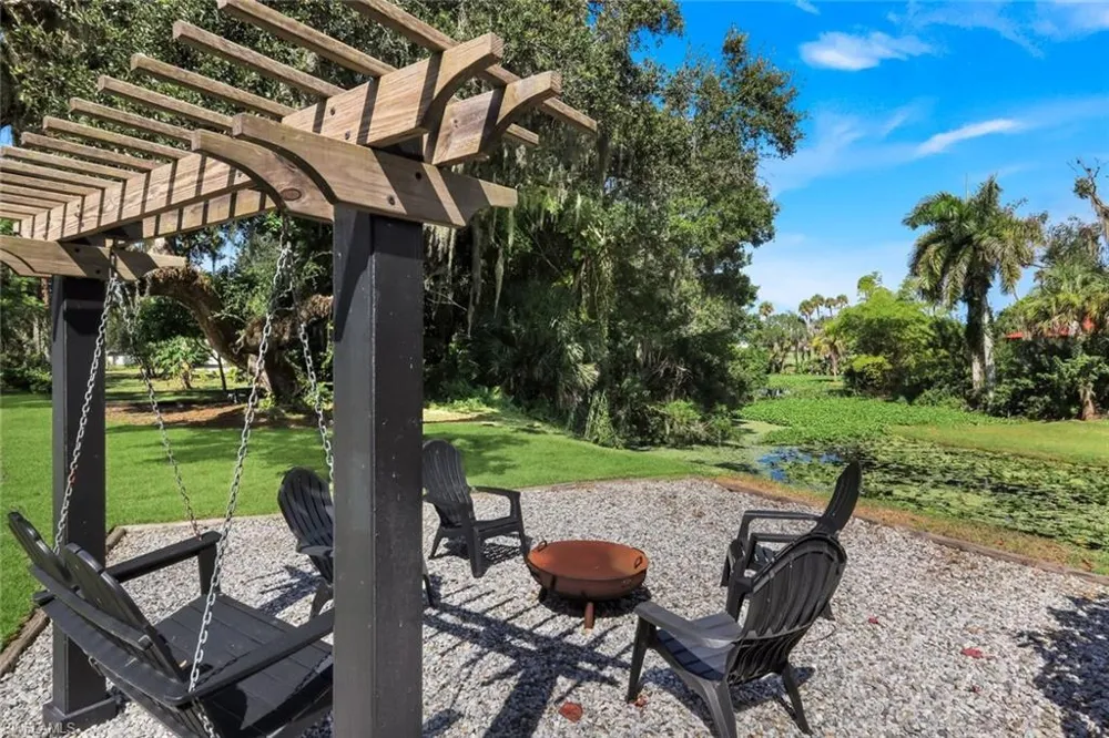 628 Harbor Drive Labelle, FL 33935