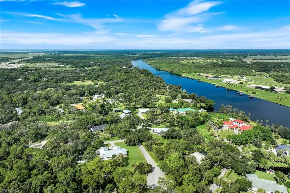 628 Harbor Drive Labelle, FL 33935