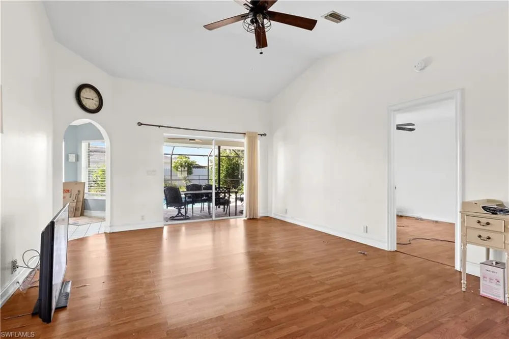 410 SE 2nd Street Cape Coral, FL 33990