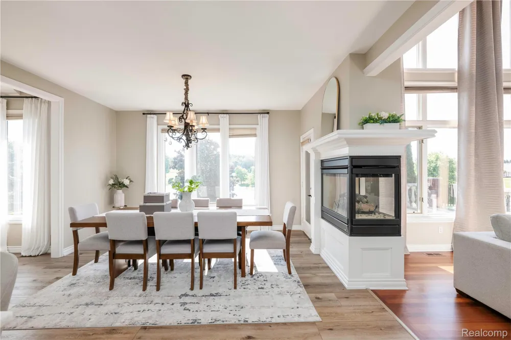 63520 Georgetowne S Washington Township, MI 48095