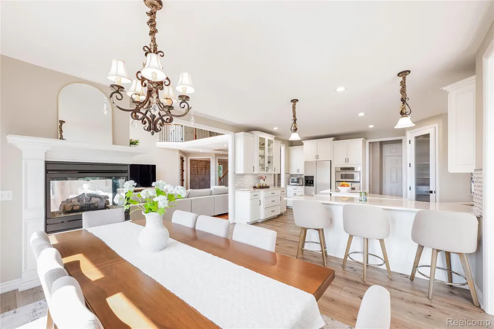 63520 Georgetowne S Washington Township, MI 48095