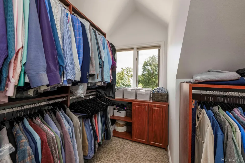 63520 Georgetowne S Washington Township, MI 48095